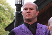Andrew Thacher (2016) th
