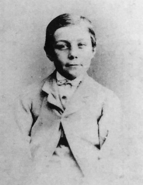 Arthur around 7