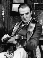 Keith Michell (1979) th